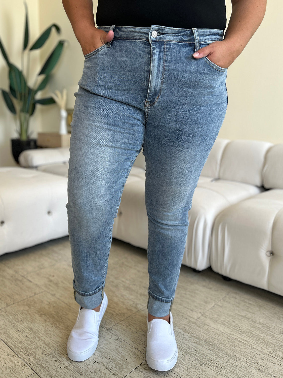 Judy Blue Cuff Hem Skinny Jeans