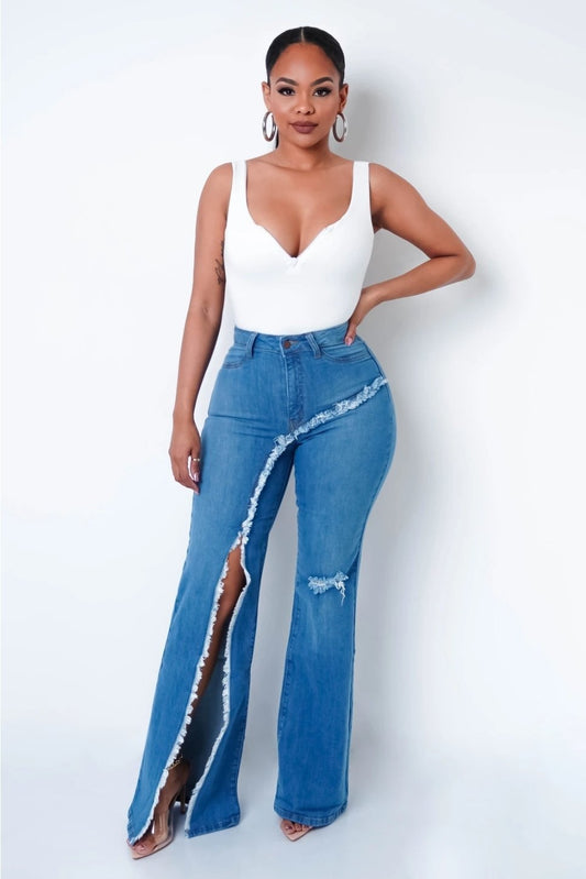 Elastic Ripped Flared Jeans 